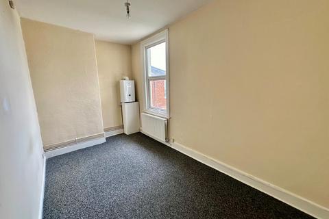 1 bedroom flat to rent, St Andrews Drive, Skegness PE25