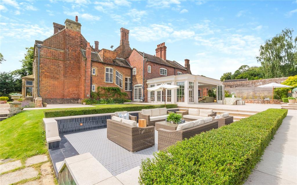 Sunken Terrace
