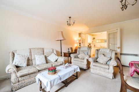 2 bedroom retirement property for sale, Sunningdale,  Berkshire,  SL5