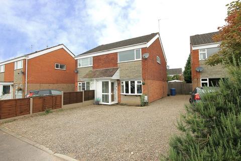 3 bedroom semi-detached house for sale, Buttermere Road, Stourport-on-Severn, DY13