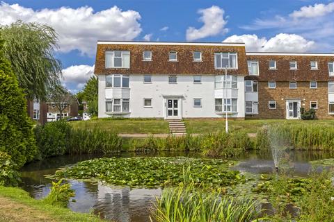 2 bedroom apartment for sale, Westlake Gardens, Worthing