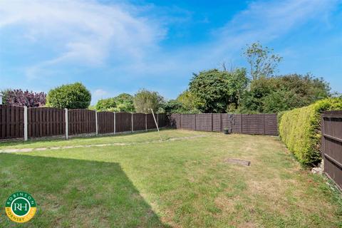 3 bedroom detached bungalow for sale, Rockcliffe Drive, Wadworth, Doncaster