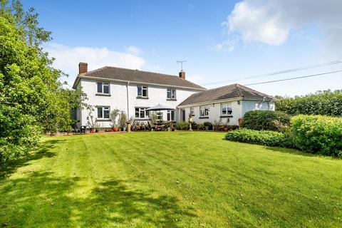 3 bedroom detached house for sale, Poughill, Crediton, EX17