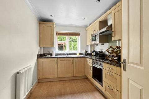 2 bedroom ground floor flat for sale, Henslow House, Cambridge CB2