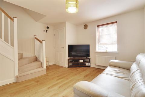 2 bedroom end of terrace house for sale, Banks Drive, Hessle, Hull