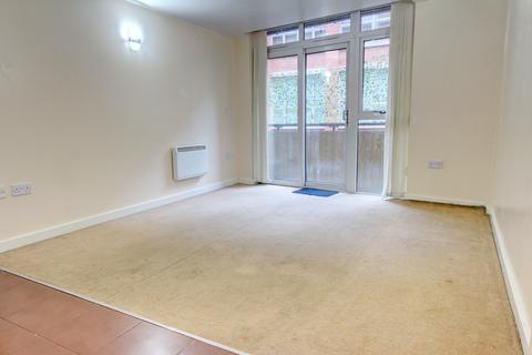 2 bedroom flat to rent, Rutland Street, Leicester LE1