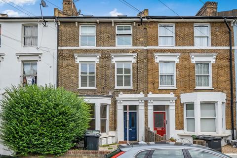 1 bedroom flat for sale, Endwell Road, Brockley