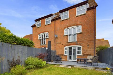 4 bedroom semi-detached house for sale, Canary Quay, Sovereign Harbour