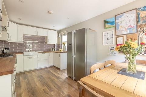 18 Caddells Row, Edinburgh, EH4 6HY