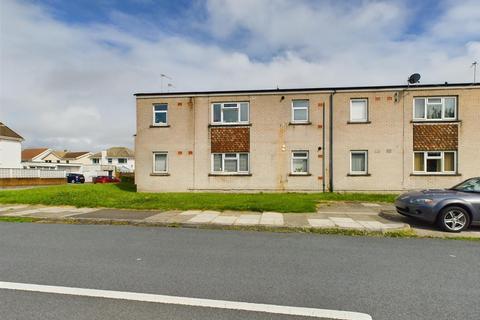 2 bedroom apartment for sale, Suffolk Close, Porthcawl CF36