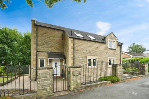 3 bedroom detached house for sale, Totley Brook Road ,Sheffield, S17 3QW