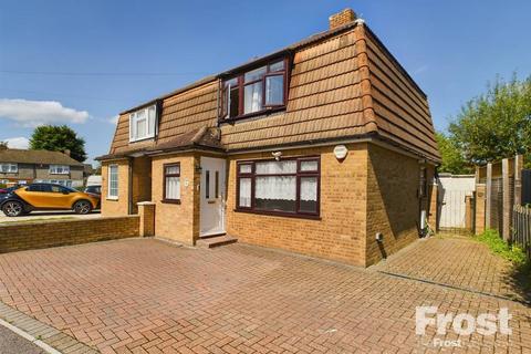 22 Bowes Road, Staines-upon-thames, TW18 3ET