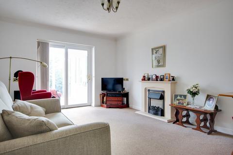 1 bedroom bungalow for sale, Belmore Lane, Lymington, SO41