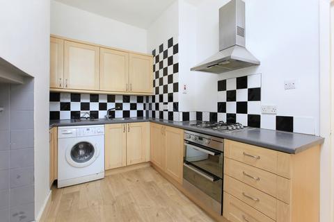 1 bedroom flat for sale, Stonhouse Street, Clapham