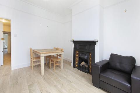 1 bedroom flat for sale, Stonhouse Street, Clapham