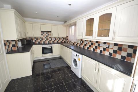 4 bedroom detached house for sale, Arbour Close, Luton, Bedfordshire, LU3