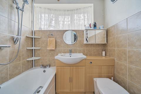 46 Exford Road, London, SE12 9HB