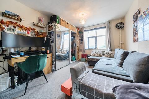 62a Park Way, Ruislip, HA4 8NR