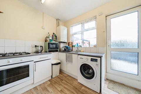 62a Park Way, Ruislip, HA4 8NR