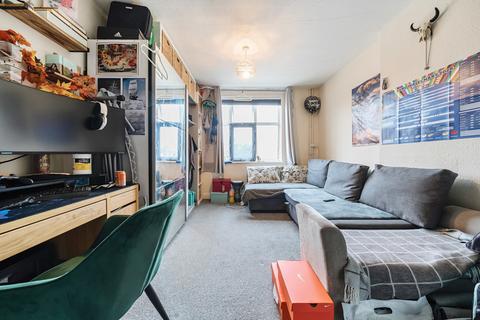62a Park Way, Ruislip, HA4 8NR