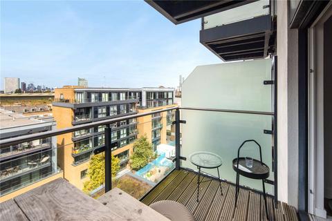 2 bedroom flat for sale, Cornmill House, 4 Wharf Street, London, SE8