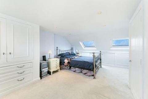 6 Egham Close, Cheam, Sutton, SM3 9AN