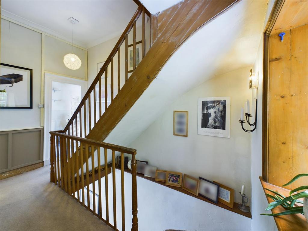 CAM02964 G0-PR0264-STILL028.jpg