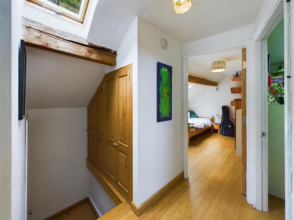 CAM02964 G0-PR0264-STILL041.jpg