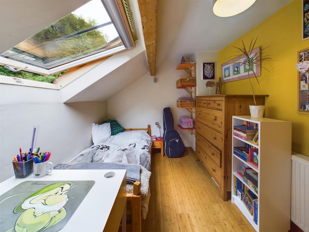 CAM02964 G0-PR0264-STILL043.jpg