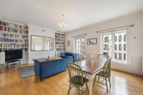 3 bedroom flat for sale, Fleet Street, London