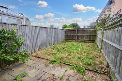 2 bedroom terraced house for sale, Melchester Close, Gillingham