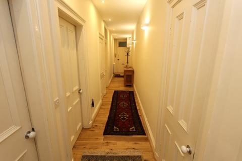 undefined, Morningside Road, Morningside, Edinburgh, EH10