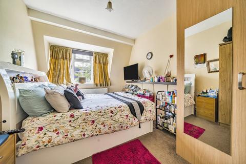 undefined, Oslac Road, London