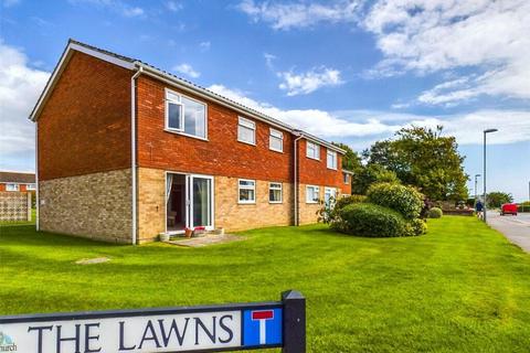 2 bedroom apartment for sale, The Lawns, Highcliffe BH23