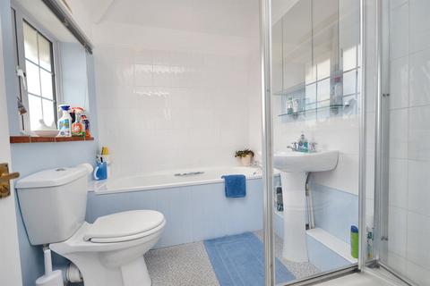 10 Bulford Road, Shipton Bellinger, Tidworth, SP9 7TF