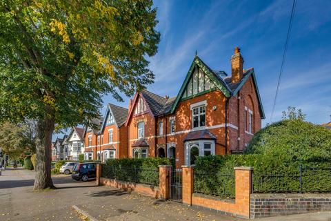 4 bedroom semi-detached house for sale, Coventry Road, Market Harborough