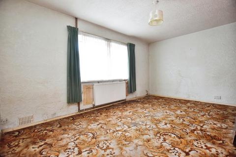 154 Dutton Road, Bristol, BS14 8BU