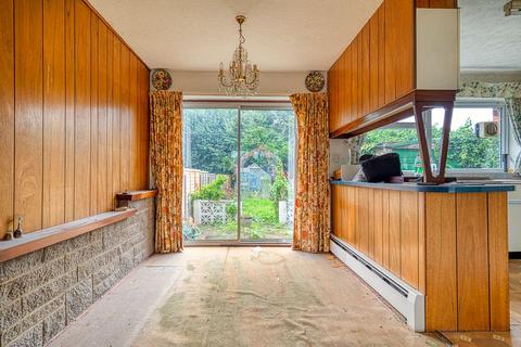 225b Cinderhill Road, Nottingham, NG6 8SE