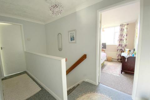 3 Grayling Close, Grimsby, DN37 9HA