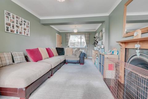 2 bedroom semi-detached house for sale, Mavis Avenue, Leeds, West Yorkshire, LS16