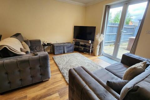 2 bedroom end of terrace house for sale, Unitt Drive, Cradley Heath, B64