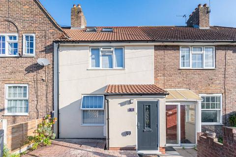 3 bedroom terraced house for sale, Shaw Road, Bromley, BR1