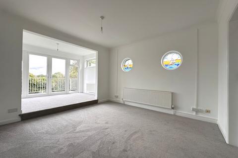 4 bedroom bungalow to rent, Satchell Lane, Southampton