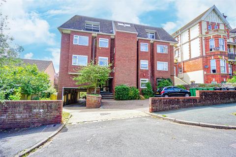 2 bedroom flat for sale, Wykeham Road, Hastings