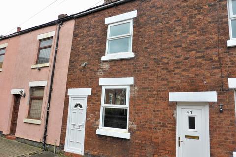 2 bedroom townhouse to rent, Britannia Street, Leek, Staffordshire