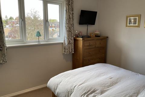 5 Hillside Drive, Leek, ST13 8JQ