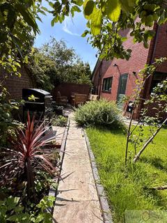 6 Monyash Drive, Leek, ST13 5SY