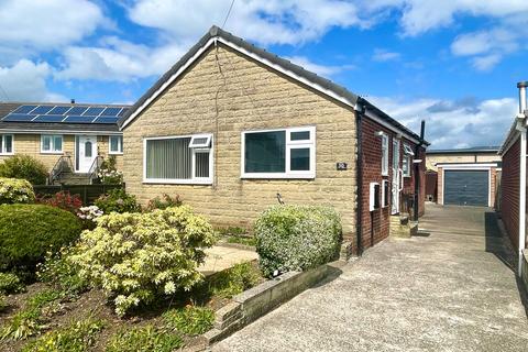 2 bedroom detached bungalow for sale, Mountbatten Gardens, Oakes, HD3