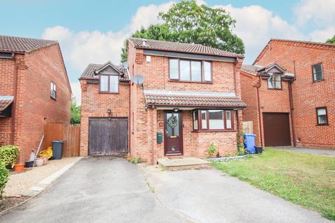 4 bedroom detached house for sale, Furze Platt, Maidenhead