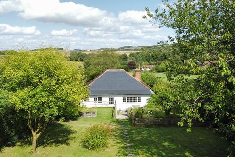 3 bedroom chalet for sale, Aughton, Collingbourne Kingston, SN8